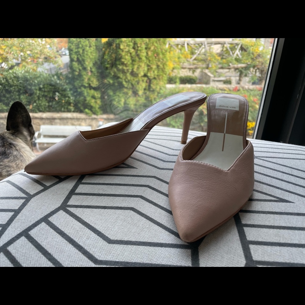 Dolce Vita Leather Pink Beige Kitten Heels Mules